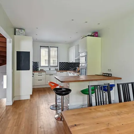 Πανσιόν Le Triplex - Saint-Cloud